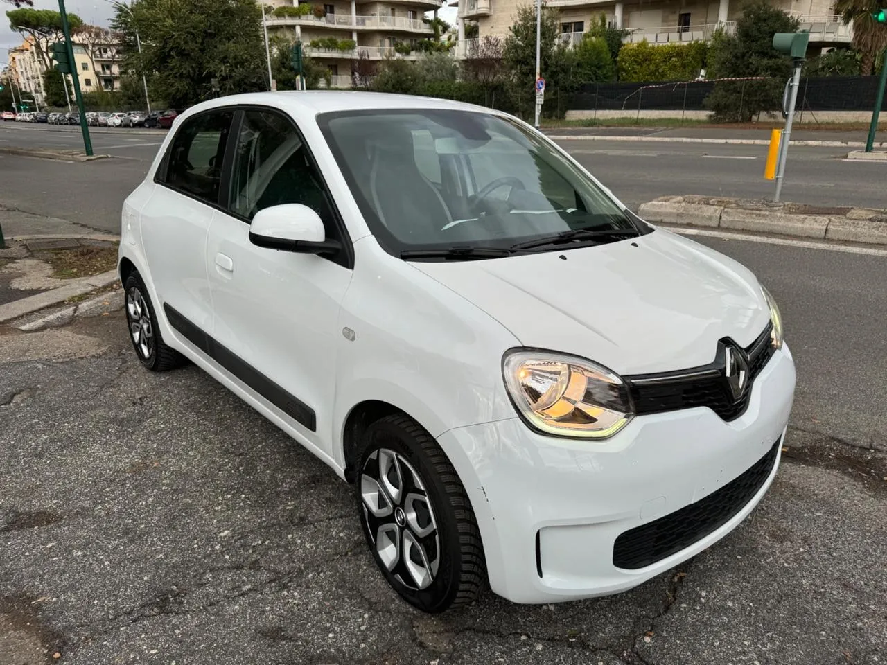 RENAULT Twingo SCe 65 CV Intens Image 2